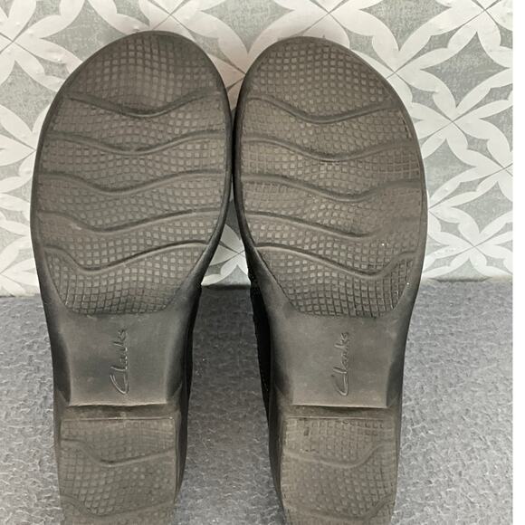 Clarks Black Leather Slip On Comfort Block Heel Comfort Clog Loafer Women 7.5/38 - Picture 10 of 12